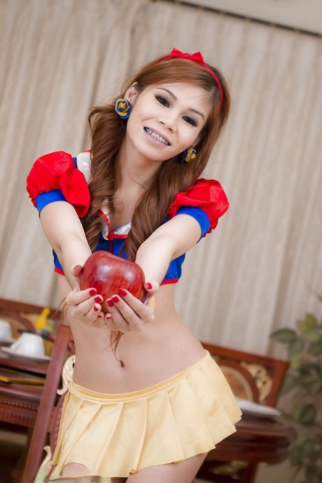 Ladyboy Ann exclusive pornstar image