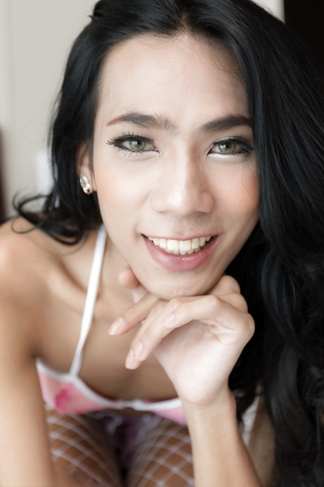 Ladyboy Peach pornstar nude picture