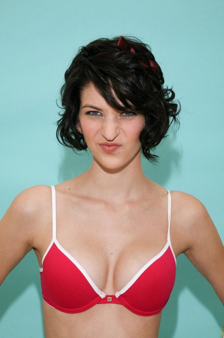 skinny bikini hot naked pictures