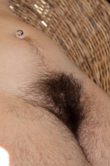 vrlo dlakava pička besplatni seksi fotografija