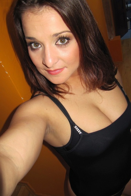 selfie milfke besplatni seksi galerije