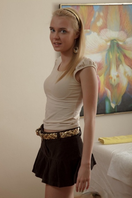 Chloe Blue adult star pic