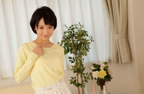 Japans kort haar erotisch van hoge kwaliteit galerij