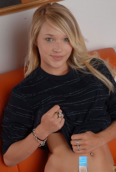 rubia caliente desnudo foto