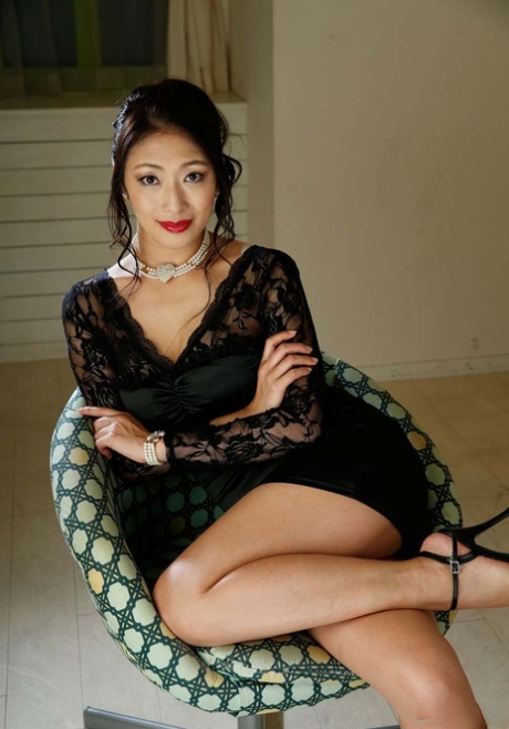 性感的妻子 免費裸體 圖片