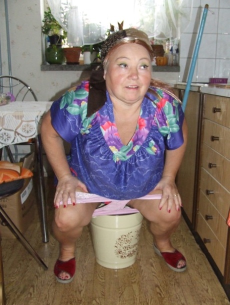 bragas de abuela caliente bonita fotos