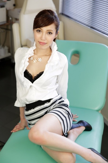Yura Hitomi pornstar best pictures