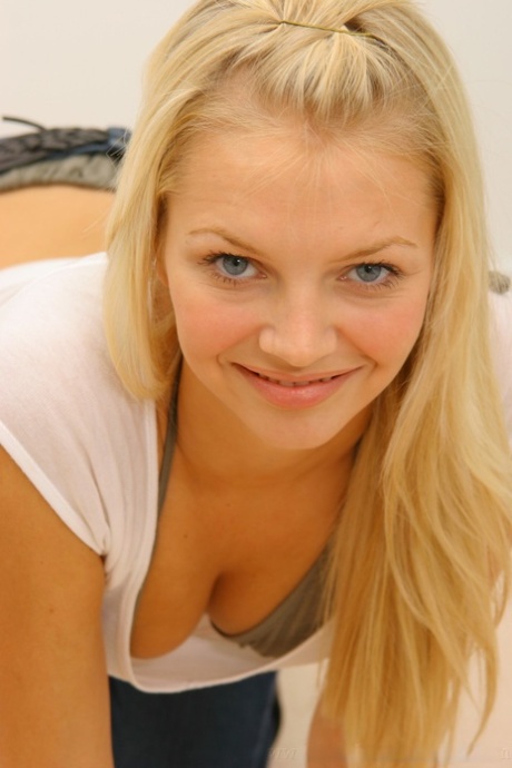 Sam King xxx pornstar images