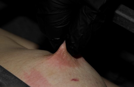 mršavi BDSM gole img