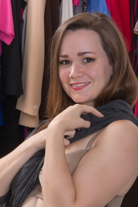 hairy cougar hot nude img
