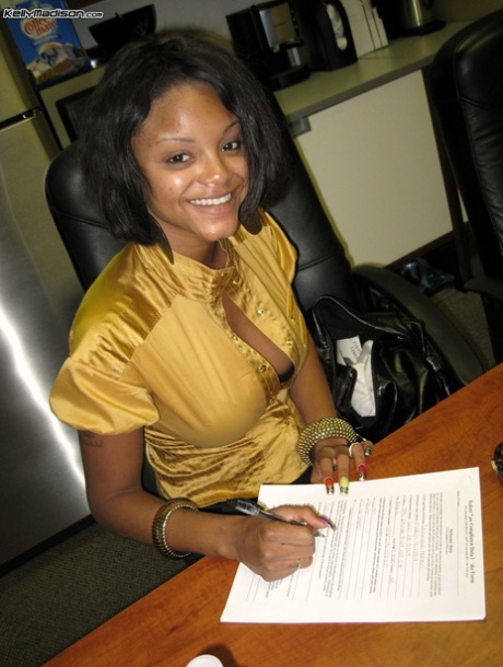 Lavish Styles nudes actress images