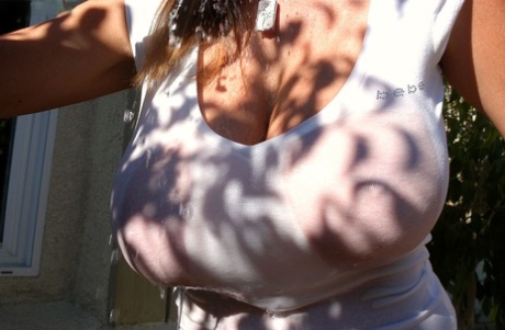 grandes tetas mojadas caliente perfecto galerías