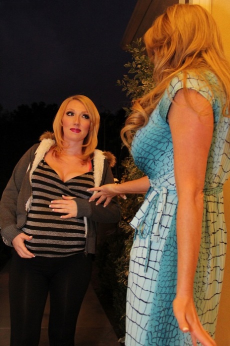 pregnant milf sexy nudes img
