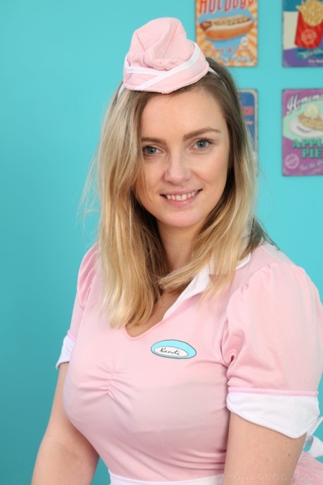 kurvig babe konst het samling