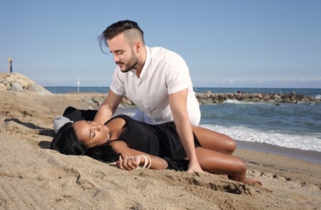 sort latina xxx pornografisk arkiv
