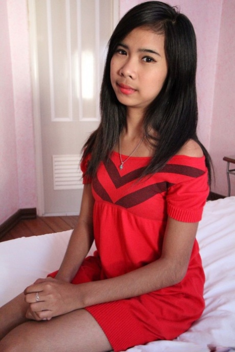 thiếu nữ Philippines khiêu dâm nghệ thuật hình ảnh