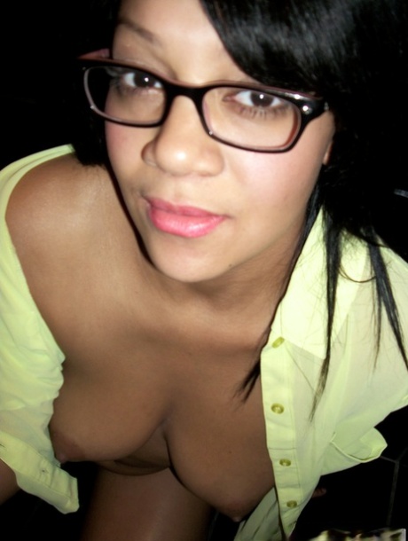 kacamata hitam seksi panas gambar