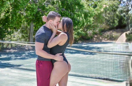 tenis pěkně hd fotografie
