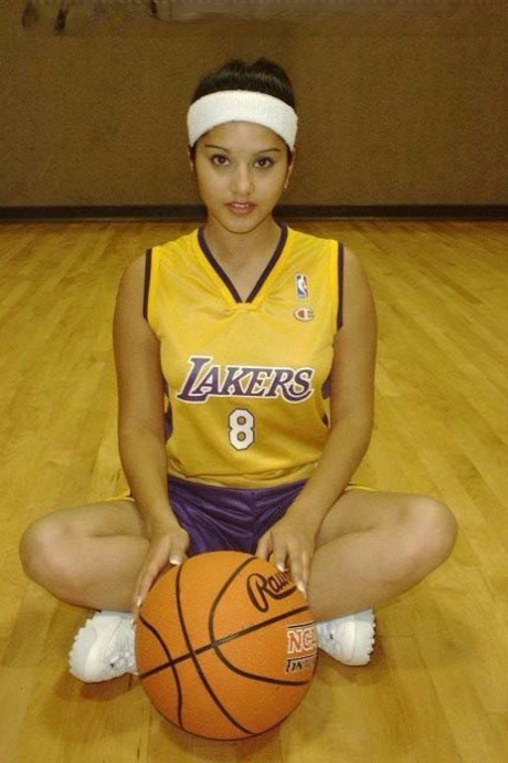 teen sneakers pornographic pic