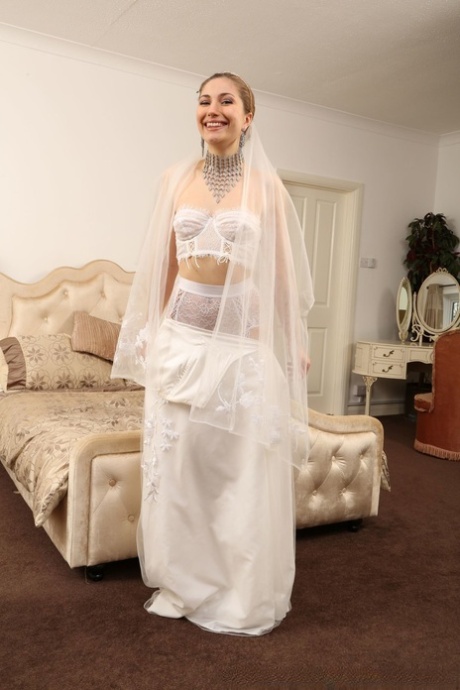 Stephanie Bonham Carter star adult photo