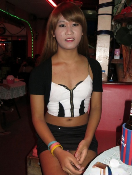 Ladyboy Jenny model top img