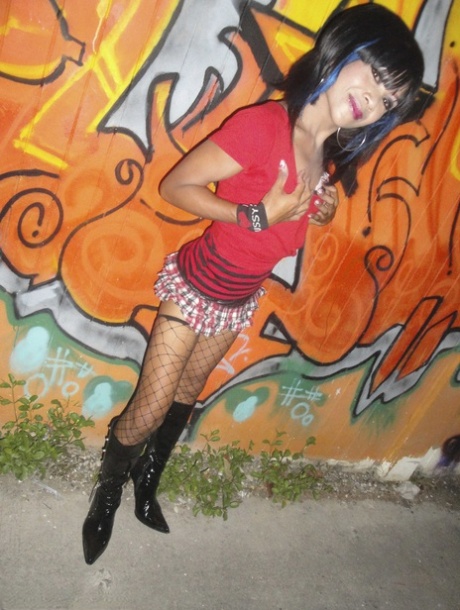 suknja transvestita lijep porno arhiva