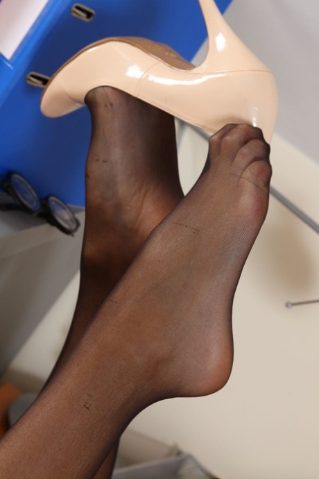secretary feet free sexy galleries