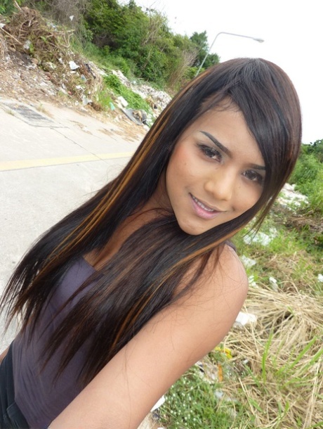 chica trans bastante pornografico galerías