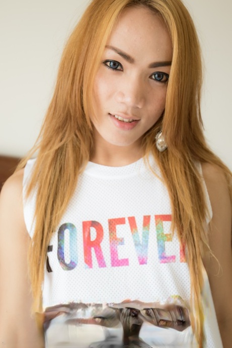 Ladyboy Gitar hd pornstar galleries