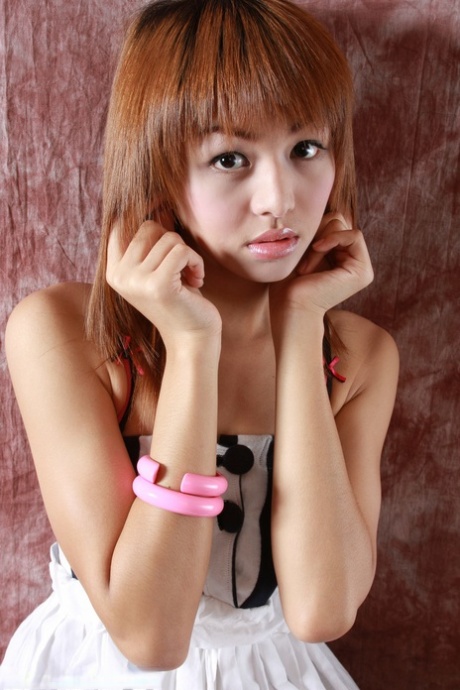 Ladyboy Sandy pretty actress pics