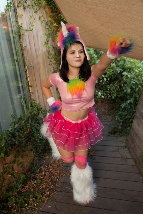 cosplay remaja porno cantik foto