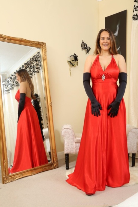 Felicity Hill erotic actress galleries