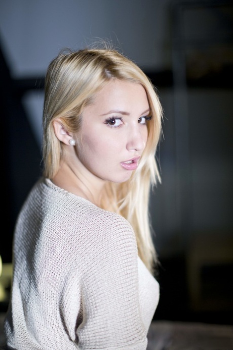 Daytona X nice actress photos