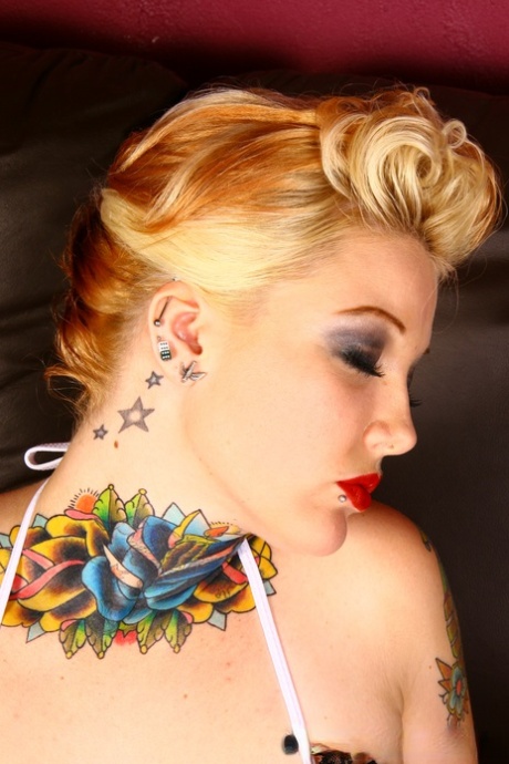 Lucky Starr nice star pics