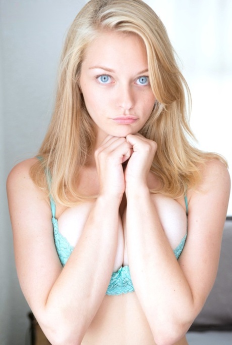 Alli Rae pornstar high quality img