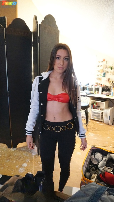 Alexa Raye pretty pornstar image