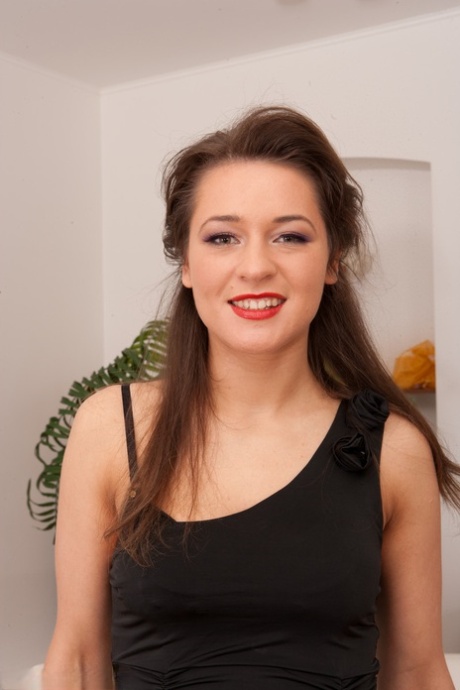 Savannah Secret model sex pic