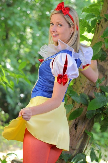 tiener cosplay xxx exclusief afbeeldingen