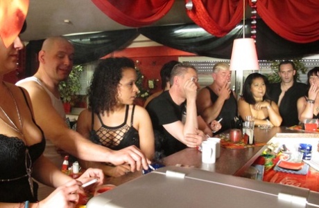 public sex porno gallery