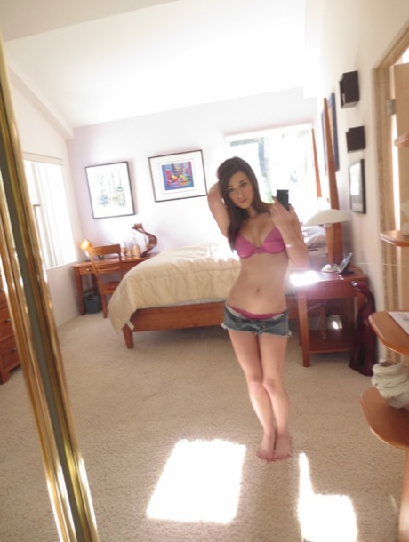 model s preklopom na sredini besplatni seksi fotografija