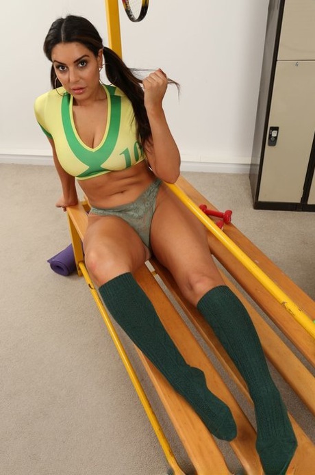 brasiliansk milf eksklusiv kunst pic