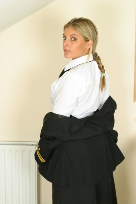 Naomi K free actress pics