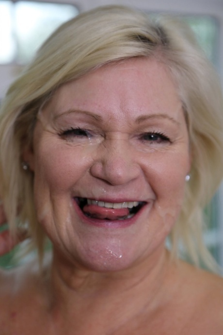 bedstemor ansigtsbehandling pornografisk gratis arkiv