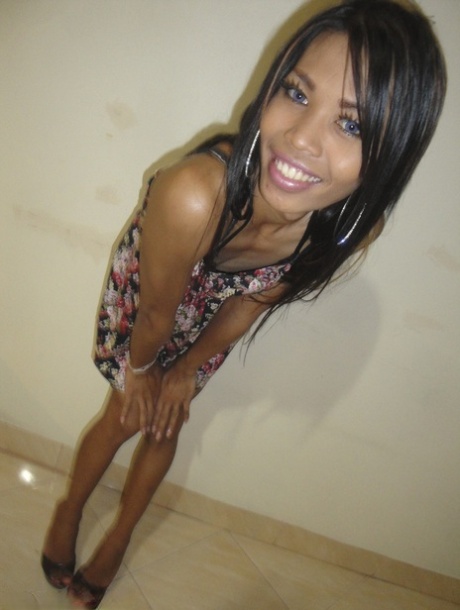 skinny ladyboy art xxx pic
