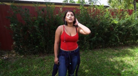 Julz Gotti star free images