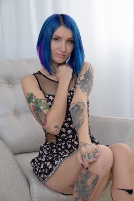 tattooed teen hd photos