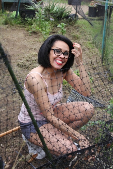 Gypsy Vixen free actress pics