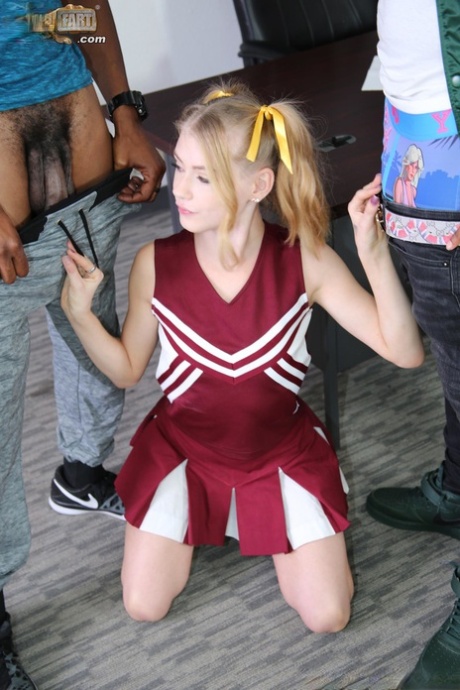 super skinny xxx gallery