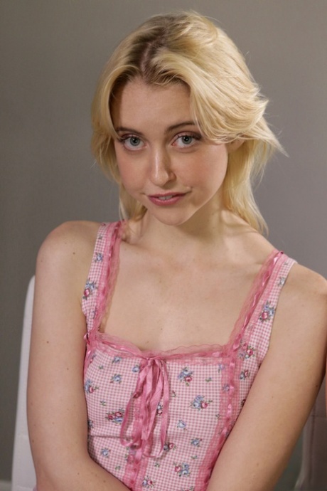 Sophia Lux best actress pics