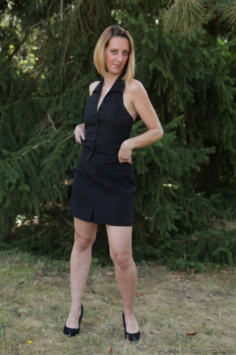 Louise Du Lac model nice images